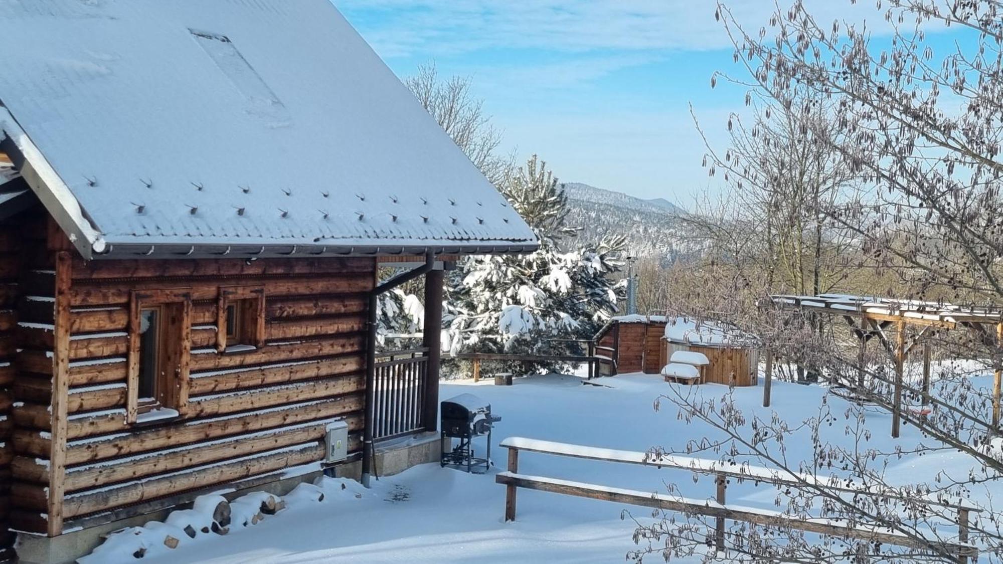 Domki Na Wzgorzu Nowica Exterior photo